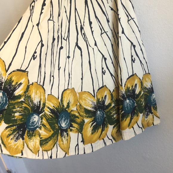 Anthropologie Burgeoning Hypericum Floral Retro Halter Dress - Picture 4 of 13